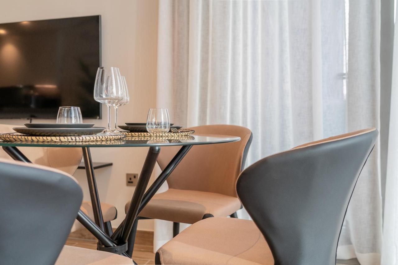 Desert Living Luxury Condo - Jumeirah Living Marina Gate ดูไบ ภายนอก รูปภาพ