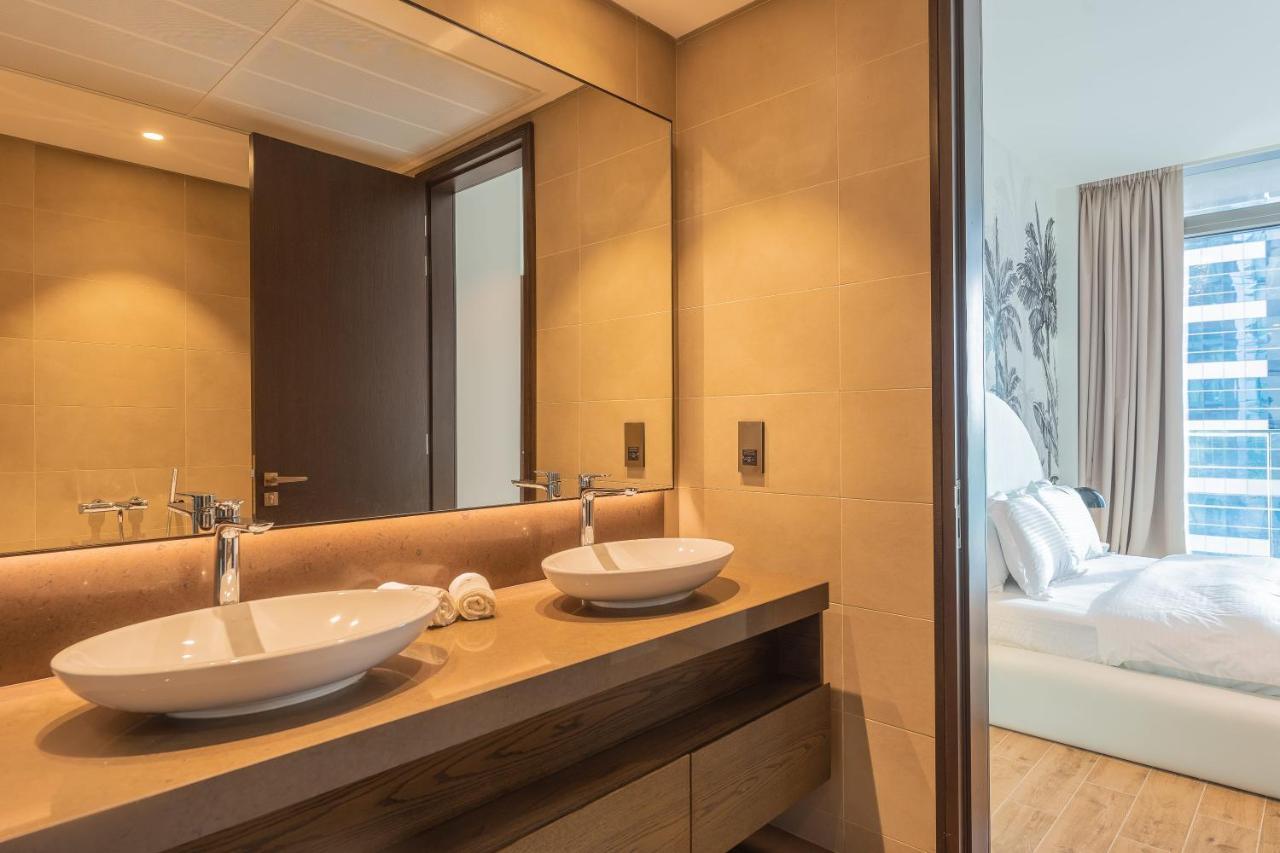 Desert Living Luxury Condo - Jumeirah Living Marina Gate ดูไบ ภายนอก รูปภาพ